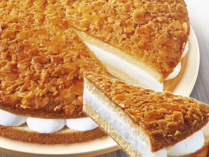Mandel-Bienenstich-Torte