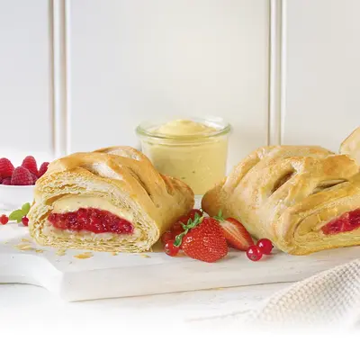 Rote-Früchte-Strudel mit Vanillepudding von Coppenrath & Wiese
